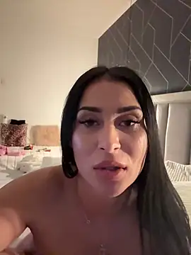 EmyLaveau online show from 03-18-25, 03:22