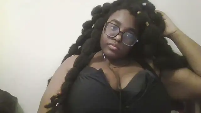 MissCC99 online show from 11-18-25, 04:38