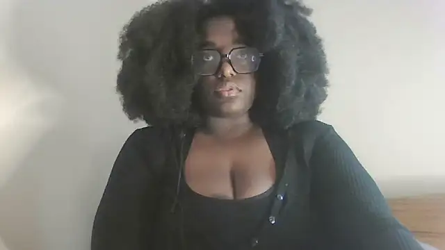 Snapshot of MissCC99 chatting on 06-02-26, 10:10 MissCC99 online show from 06-02-26, 10:10