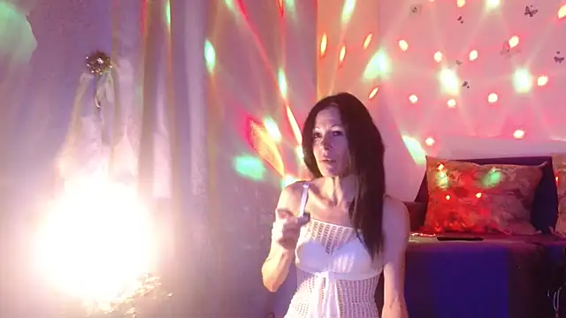 ElysaSun online show from 11-10-25, 06:35