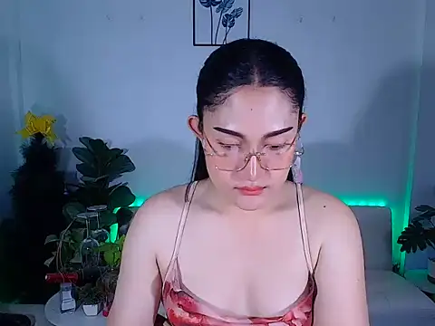 Snapshot of plysaithailand chatting on 07-22-26, 06:26 plysaithailand online show from 07-22-26, 06:26