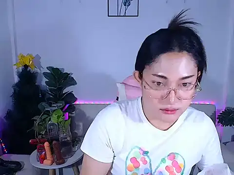 Snapshot of plysaithailand chatting on 06-23-26, 08:45 plysaithailand online show from 06-23-26, 08:45
