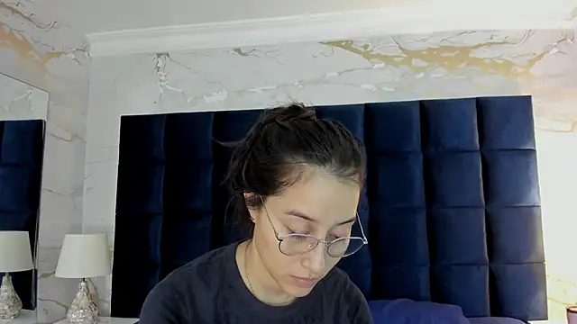 Abby Sweet1  online show from 04-10-26, 12:23