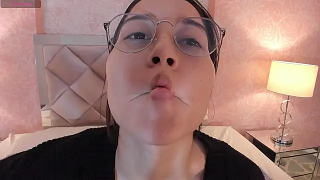 Snapshot of Abby_Sweet1_ chatting on 05-20-26, 12:13 Abby Sweet1 online show from 05-20-26, 12:13