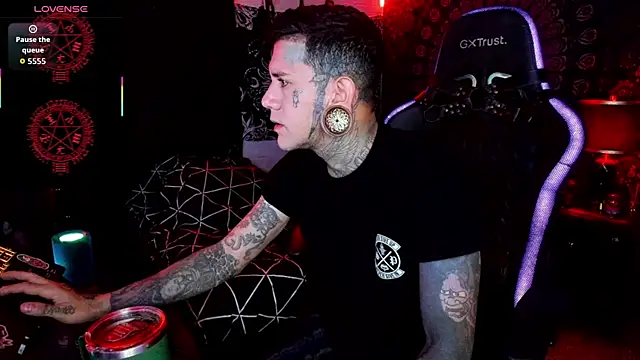 josh  ackerman online show from 10-05-25, 02:41