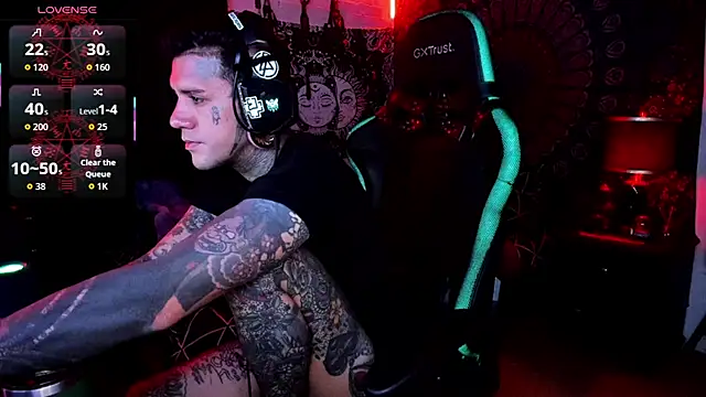 josh  ackerman online show from 09-27-25, 03:12