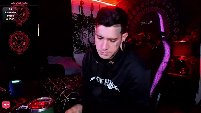 josh  ackerman online show from 09-22-25, 01:39