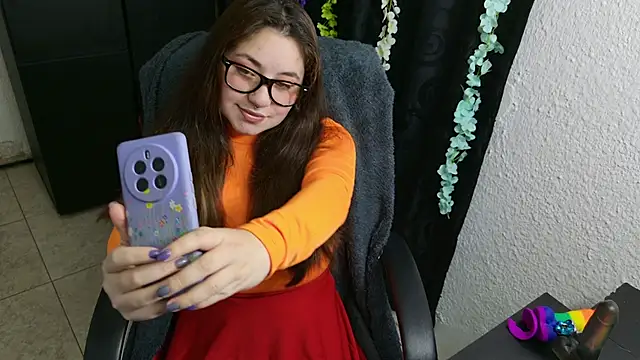 ann bronw online show from 10-25-25, 12:54