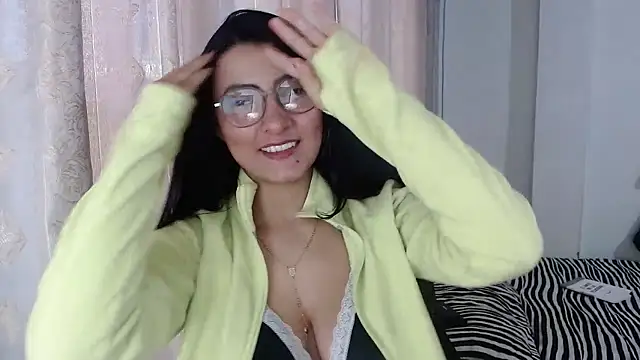 SavannaEvans001 online show from 01-06-26, 12:09