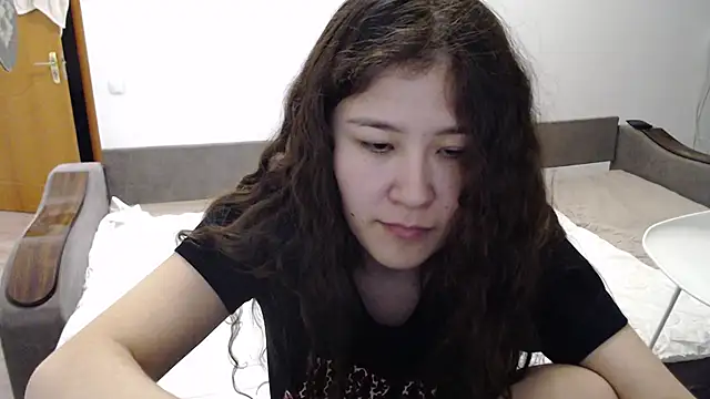 Riz girl online show from 11-05-25, 05:38