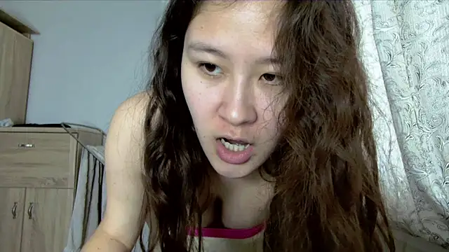 Riz girl online show from 01-11-26, 08:54