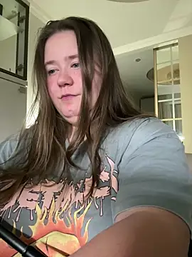 Snapshot of remirann_ chatting on 02-28-25, 06:20 remirann online show from 02-28-25, 06:20