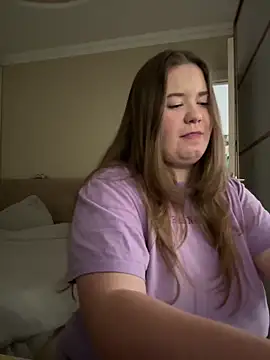 Snapshot of remirann_ chatting on 12-14-24, 10:24 remirann online show from 12-14-24, 10:24