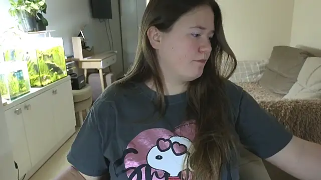 remirann  online show from 11-18-25, 05:22