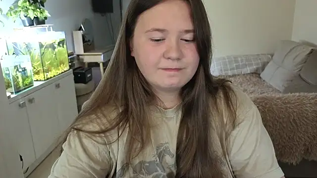 Snapshot of remirann_ chatting on 09-29-25, 12:11 remirann online show from 09-29-25, 12:11