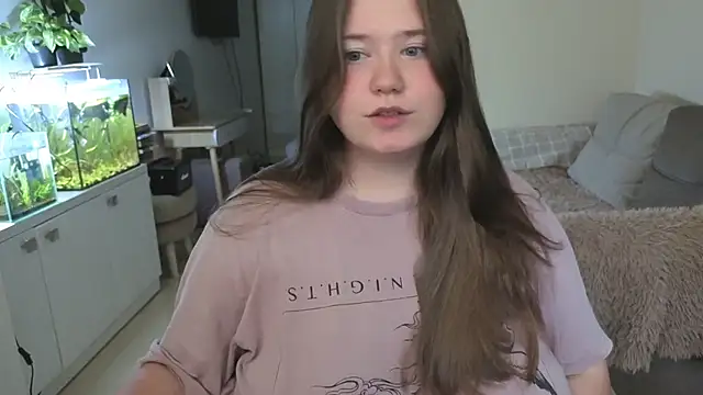 Snapshot of remirann_ chatting on 09-30-25, 12:22 remirann online show from 09-30-25, 12:22