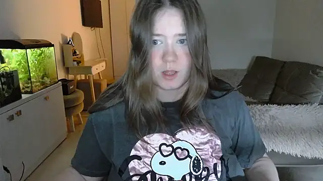 Snapshot of remirann_ chatting on 02-11-25, 04:02 remirann online show from 02-11-25, 04:02