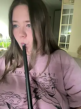 Snapshot of remirann_ chatting on 02-26-25, 05:31 remirann online show from 02-26-25, 05:31