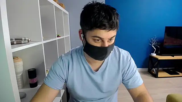 Tomguys online show from 03-18-25, 07:33