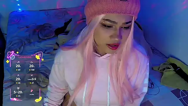 kiarybell   online show from 11-08-25, 05:33