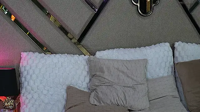 MishaBrizo online show from 02-03-26, 06:40