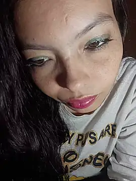 Snapshot of Melanymartinez105 chatting on 05-30-26, 03:35 Melanymartinez105 online show from 05-30-26, 03:35