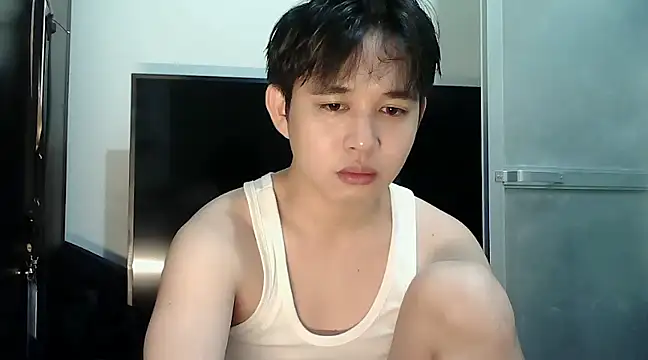 Snapshot of alfonsoasiancutie chatting on 12-30-24, 09:27 alfonsoasiancutie online show from 12-30-24, 09:27