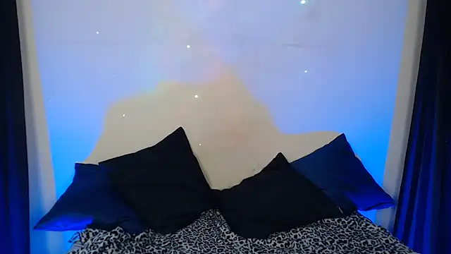 Snapshot of Agatha_Tenebris chatting on 03-10-25, 03:30 Agatha Tenebris online show from 03-10-25, 03:30