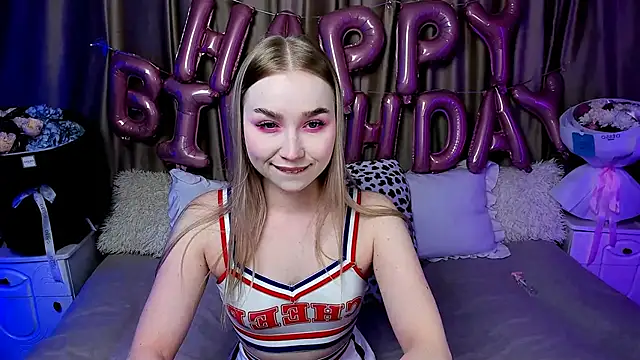 LilyStarlight online show from 11-10-25, 03:55