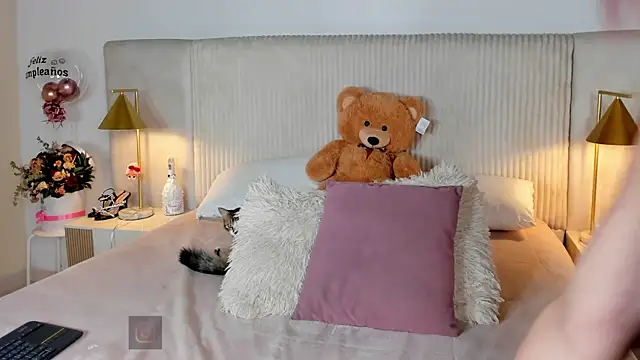 Marie Castelzc online show from 09-09-25, 01:09
