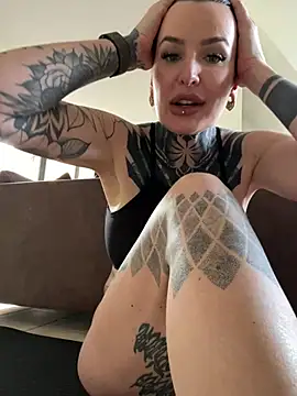 InkedBiitch online show from 02-08-25, 10:18