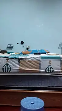 Snapshot of Exposedsian chatting on 10-15-25, 04:11 Exposedsian online show from 10-15-25, 04:11