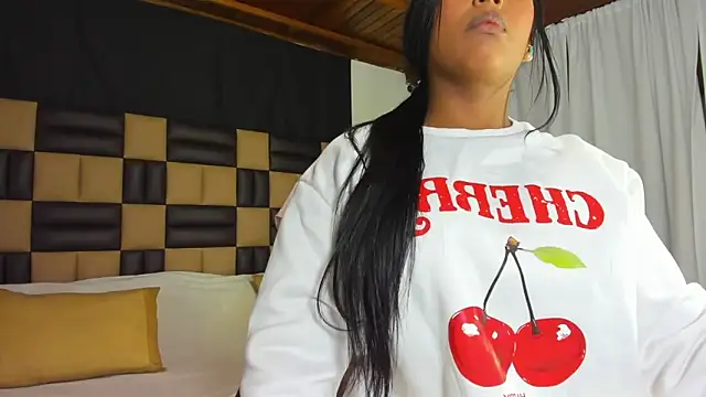 BarbieKano online show from 11-29-25, 01:06