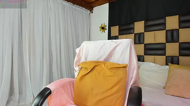 BarbieKano online show from 10-17-25, 11:50
