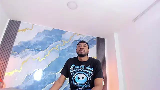 Kylieandjhonny online show from 02-19-26, 07:33