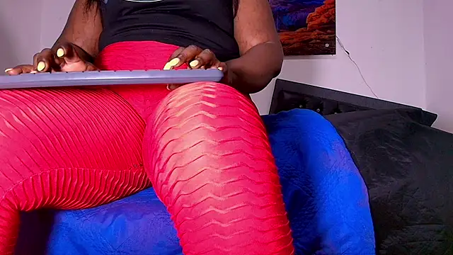  ebony-queen  online show from 10-07-25, 11:55