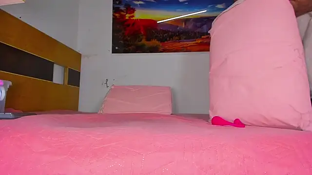  ebony-queen  online show from 03-20-25, 12:00