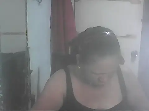 Snapshot of hotwet_mama4uxx chatting on 10-05-25, 01:46 hotwet mama4uxx online show from 10-05-25, 01:46