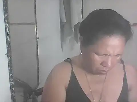 Snapshot of hotwet_mama4uxx chatting on 03-16-25, 01:27 hotwet mama4uxx online show from 03-16-25, 01:27
