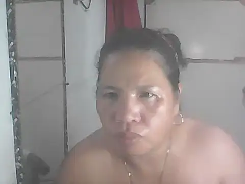 Snapshot of hotwet_mama4uxx chatting on 03-12-25, 01:08 hotwet mama4uxx online show from 03-12-25, 01:08