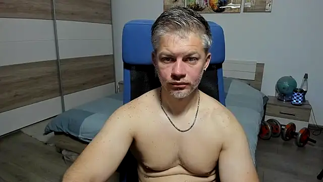 RobbyShawz online show from 06-17-26, 04:23