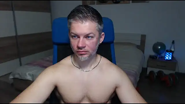 RobbyShawz online show from 03-11-25, 06:08