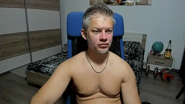 RobbyShawz online show from 07-11-26, 04:57