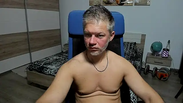 RobbyShawz online show from 07-15-26, 04:52