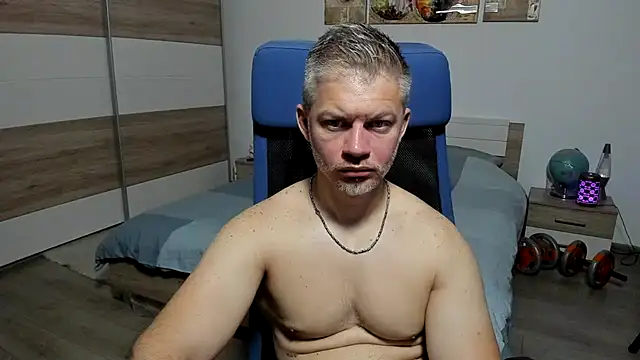 RobbyShawz online show from 06-18-26, 04:11