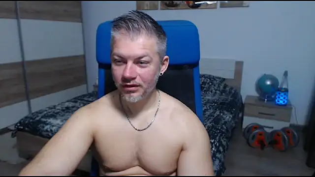 RobbyShawz online show from 11-02-25, 05:23