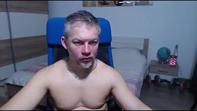 RobbyShawz online show from 12-19-25, 05:54