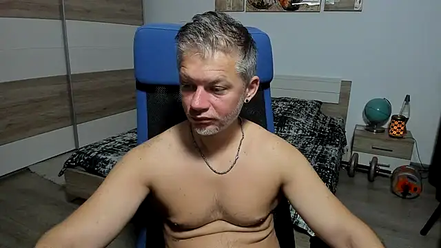 RobbyShawz online show from 07-10-26, 04:23