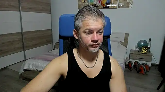 RobbyShawz online show from 07-22-26, 04:03