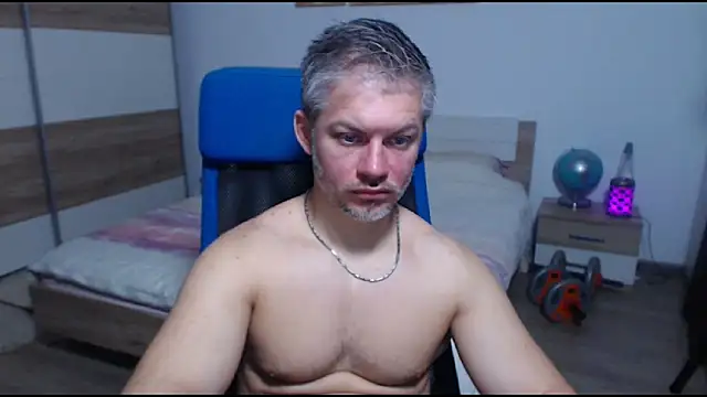 RobbyShawz online show from 12-04-25, 08:35